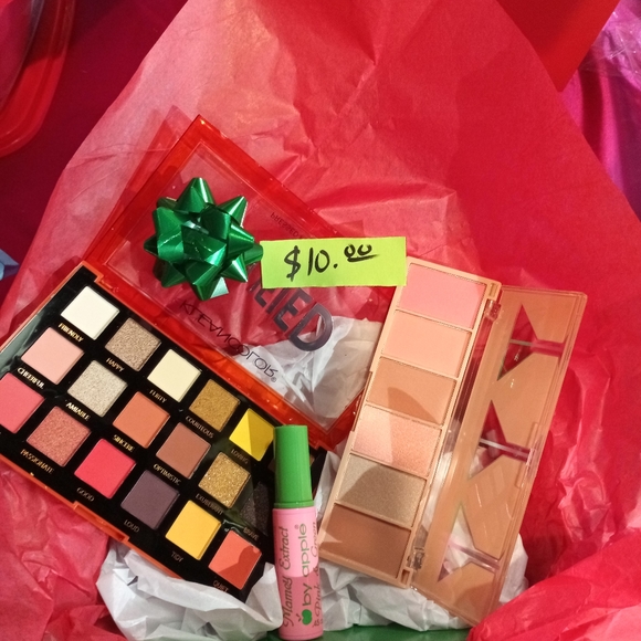 Bundle - Picture 4 of 4